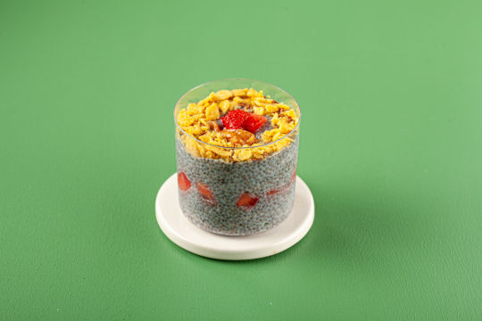 Çilek Chia Puding